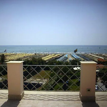 Bencista' Otel Marina di Pietrasanta